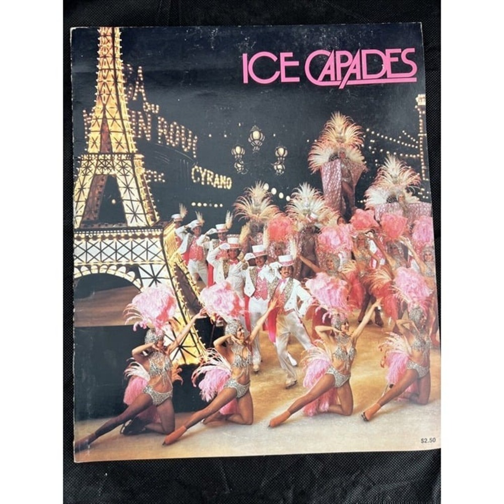 VINTAGE HOLIDAY ON ICE‎ AND ICE CAPADES PROGRAM LOT OF 6 (569)